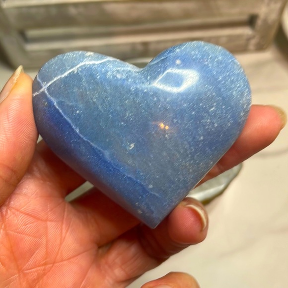 Blue Aventurine Crystal Heart - Picture 1 of 3